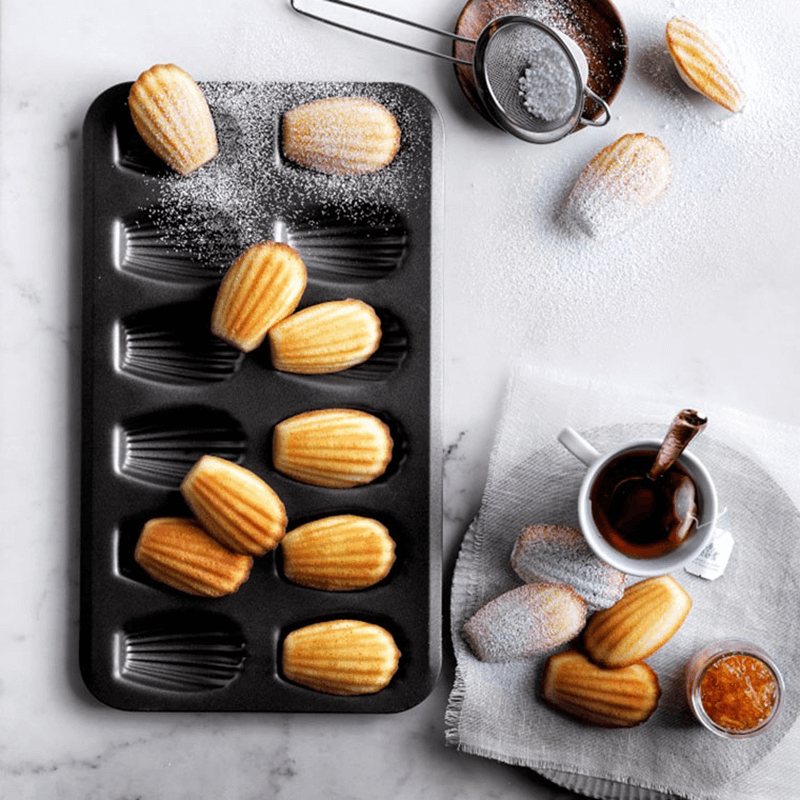 12 Cavity Heavy Duty Shell Shape Baking Mold Nonstick Cookie Cake Scone Pan Madeleine Pan