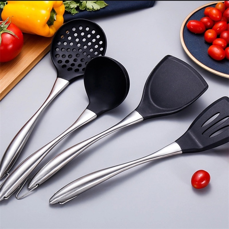 Stainless Steel Hollow Hand Grip Non-stick 260 Degrees Celsius Heat Resistant Silicone Rubber Cooking Kitchen Utensils Set of 4