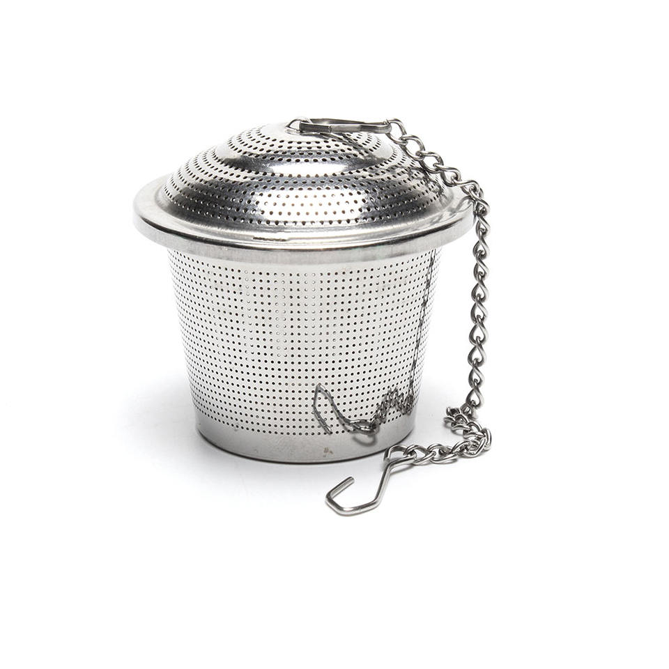 Traditional style 5cm diameter stainless steel tea infuser for making loose leaf tea