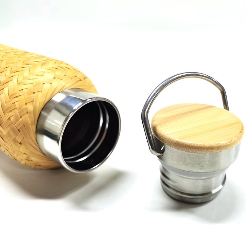 500ml double wall stainless steel 304 vacumn flask with bamboo sleeve and ss hand grip